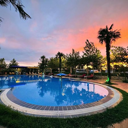 Hotel Qetesia-Te Indriti Velipojë Екстериор снимка