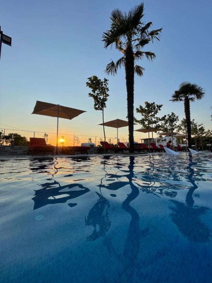 Hotel Qetesia-Te Indriti Velipojë Екстериор снимка