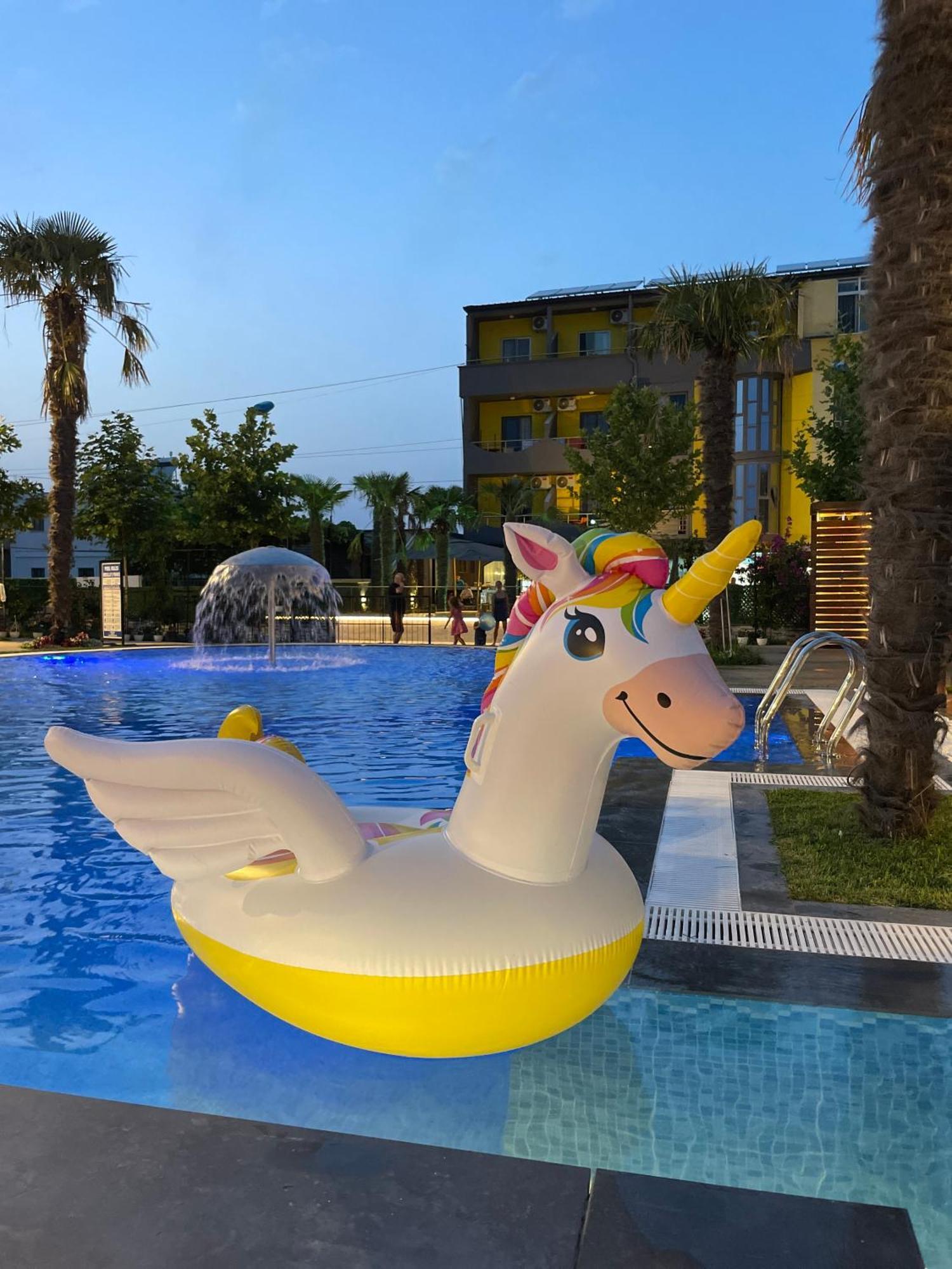 Hotel Qetesia-Te Indriti Velipojë Екстериор снимка