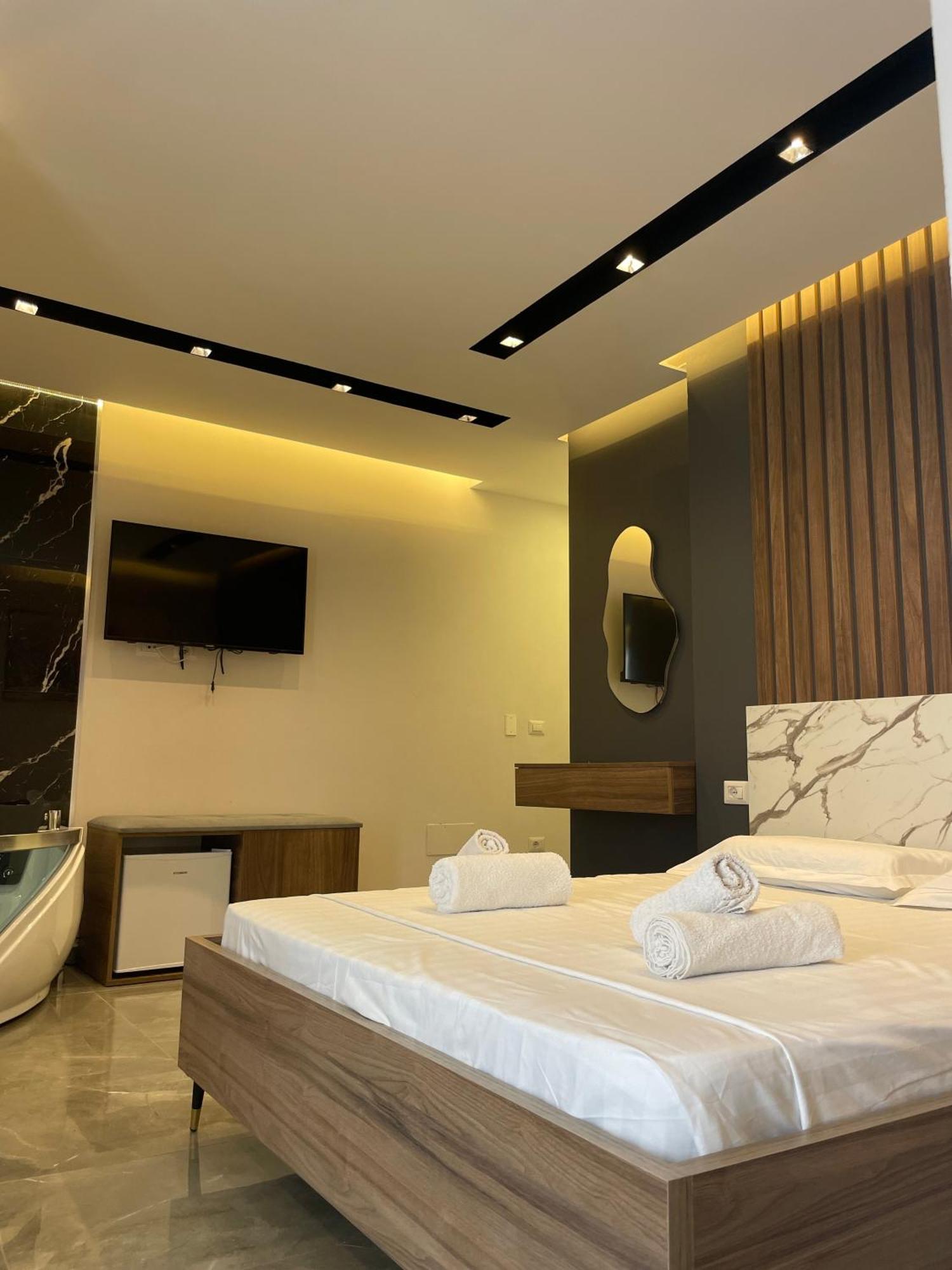 Hotel Qetesia-Te Indriti Velipojë Екстериор снимка