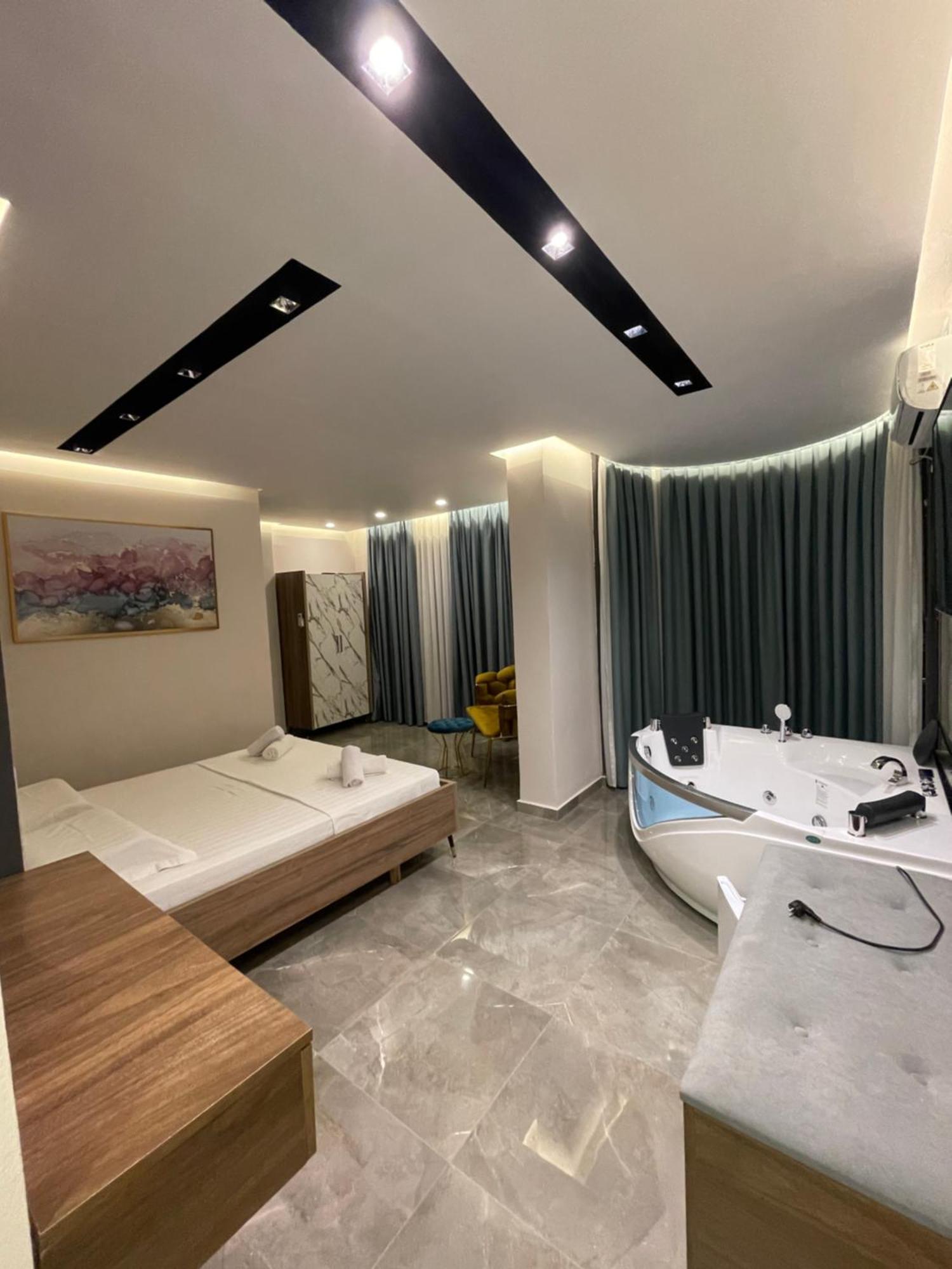 Hotel Qetesia-Te Indriti Velipojë Екстериор снимка
